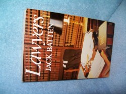 images/stories/virtuemart/product/Box B5 017