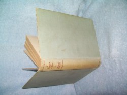 Box B13 024